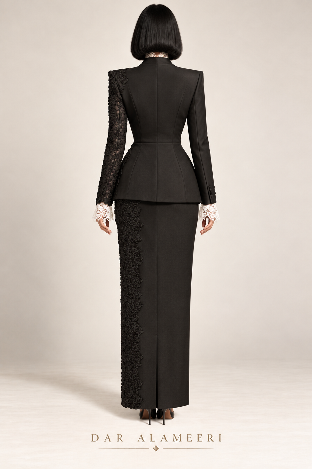 بدلة بليزر سوداء بتفاصيل الدانتيل | Black Lace Blazer Suit