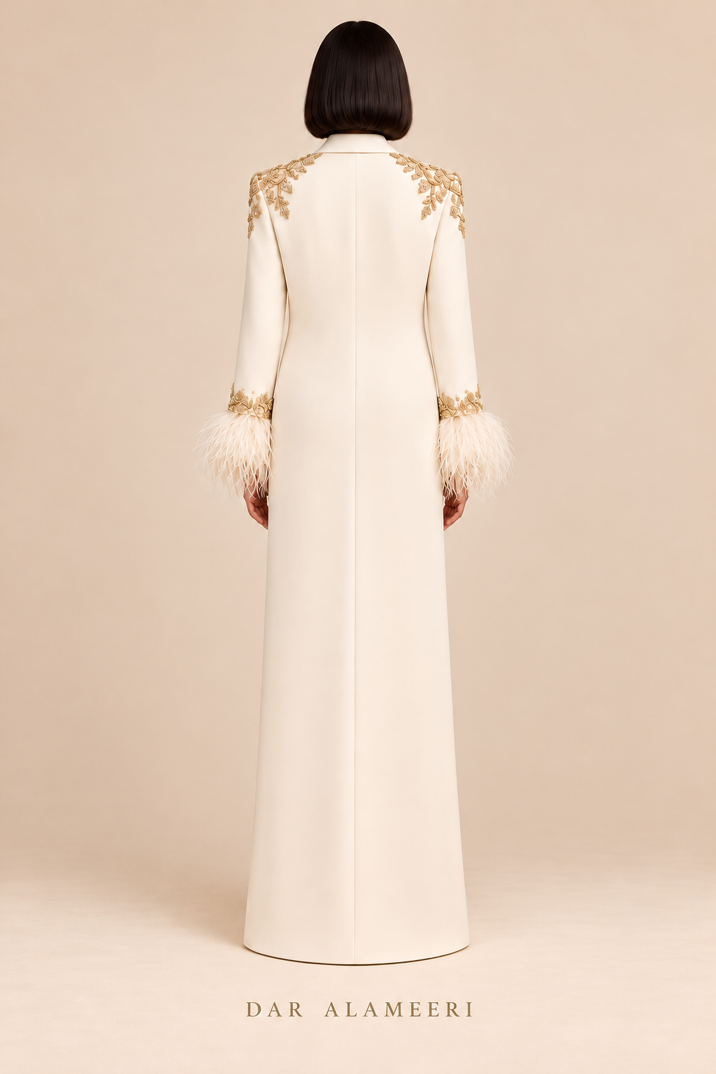 فستان أوف وايت بتفاصيل ذهبية وريش | Off-White Dress with Gold Detailing & Feathers